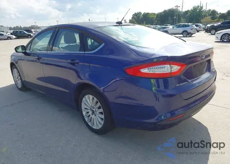 2014 Ford Fusion Hybrid Se z USA, uszkodzony, nr VIN 3FA6P0LU9ER339776